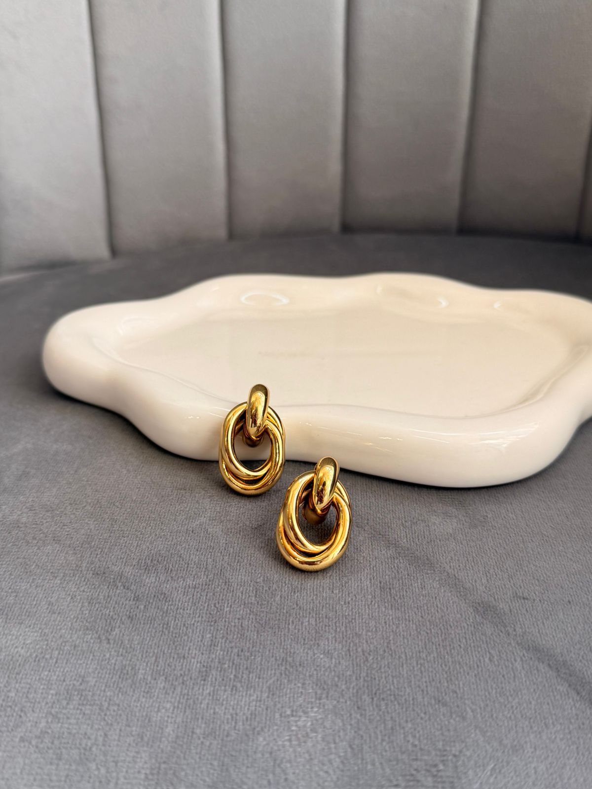 Aretes nudo