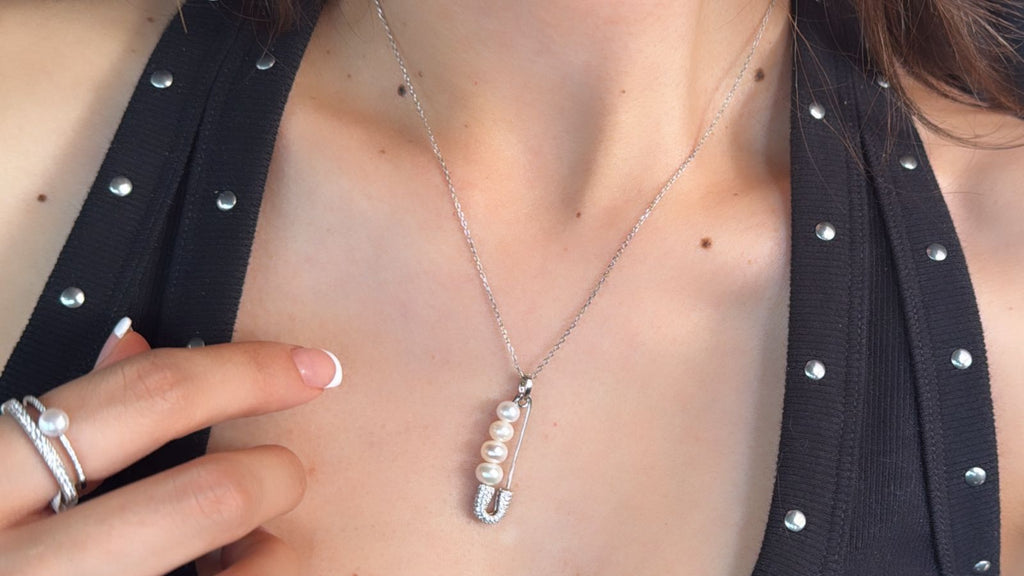 Collar de cip con perlas